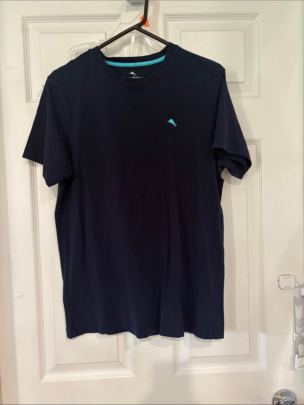 Medium Tommy Bahamas Men's Navy Short-Sleeve Crew Neck T-Shirt with Teal Accent-